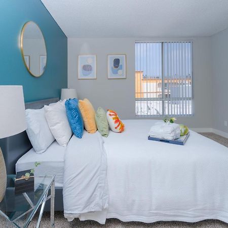 לוס אנג'לס Universal Studios 8 Min Drive Two Bedroom Apartment With Free Parking מראה חיצוני תמונה