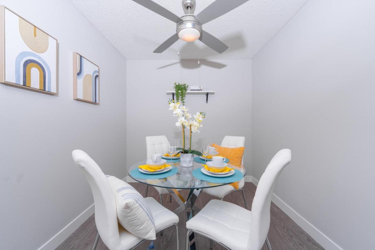 לוס אנג'לס Universal Studios 8 Min Drive Two Bedroom Apartment With Free Parking מראה חיצוני תמונה