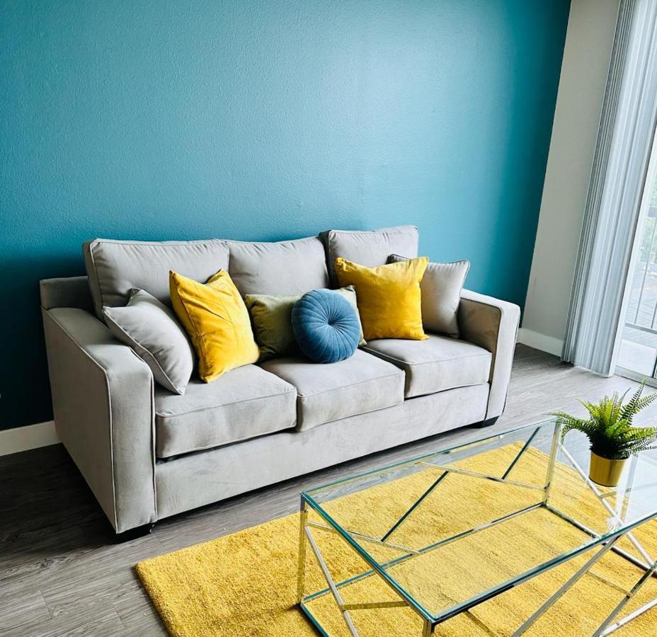 לוס אנג'לס Universal Studios 8 Min Drive Two Bedroom Apartment With Free Parking מראה חיצוני תמונה